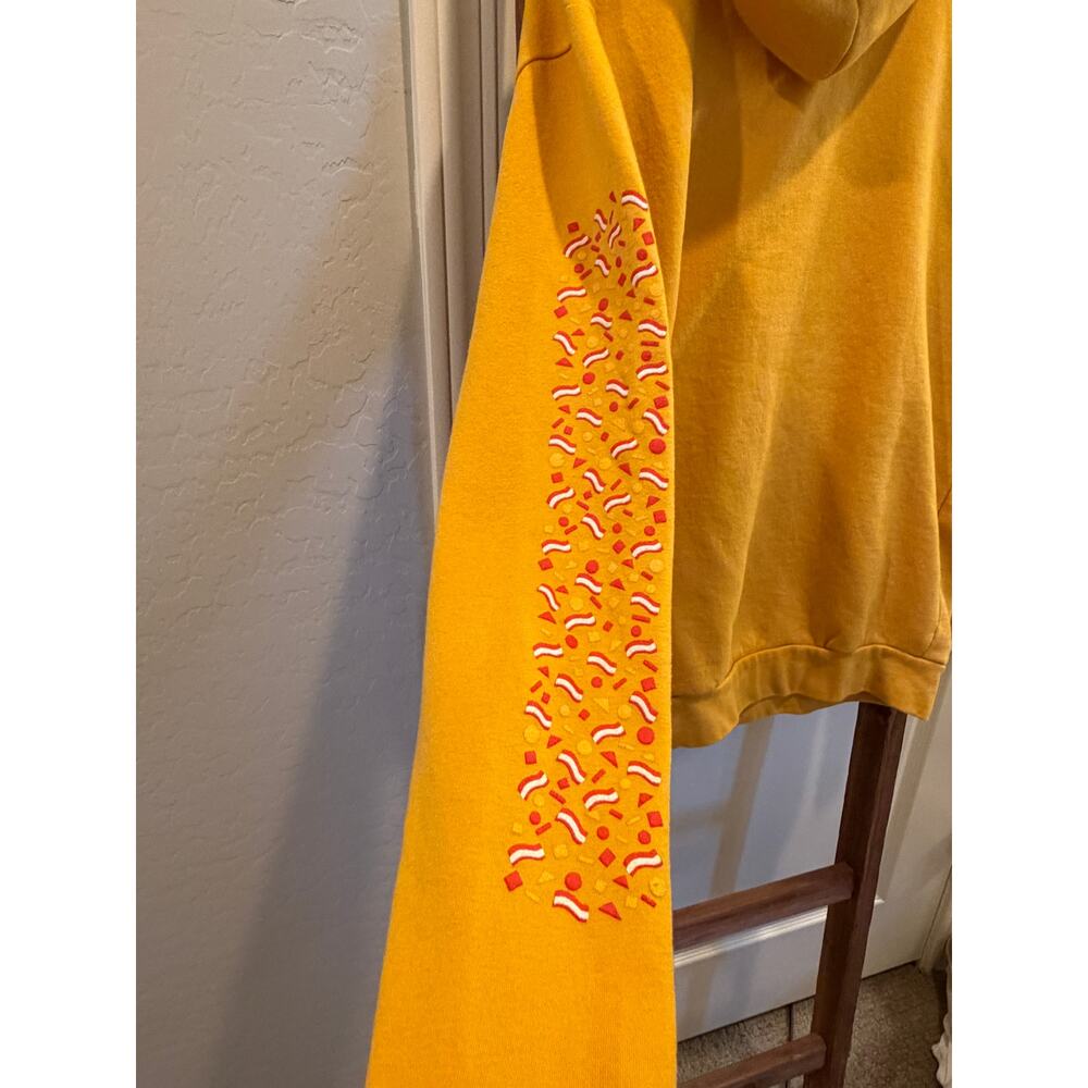 Sugar Daddy yellow graphic hoodie sweatshirt-size Large - Picture 2 of 4